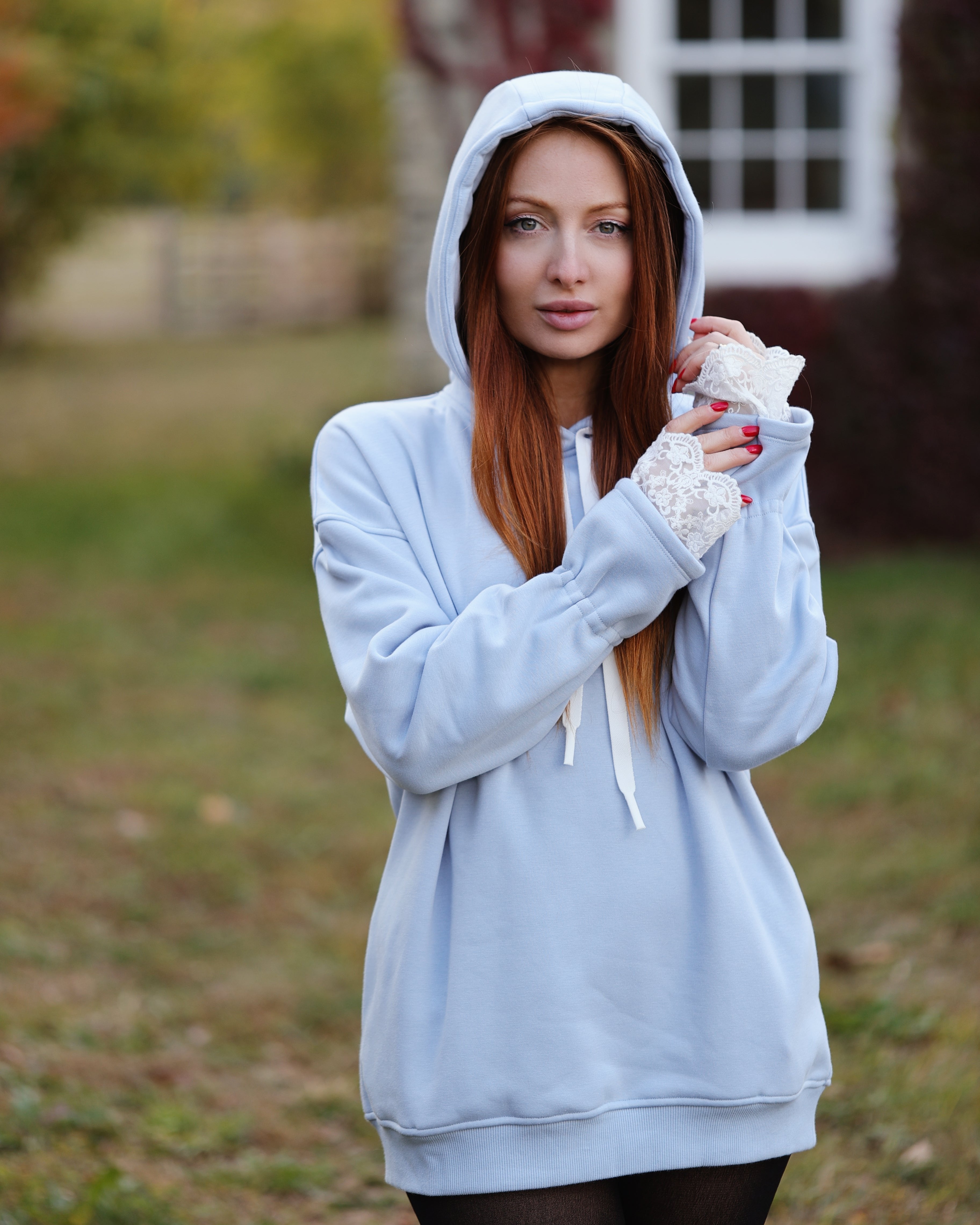 Hoodie with lace