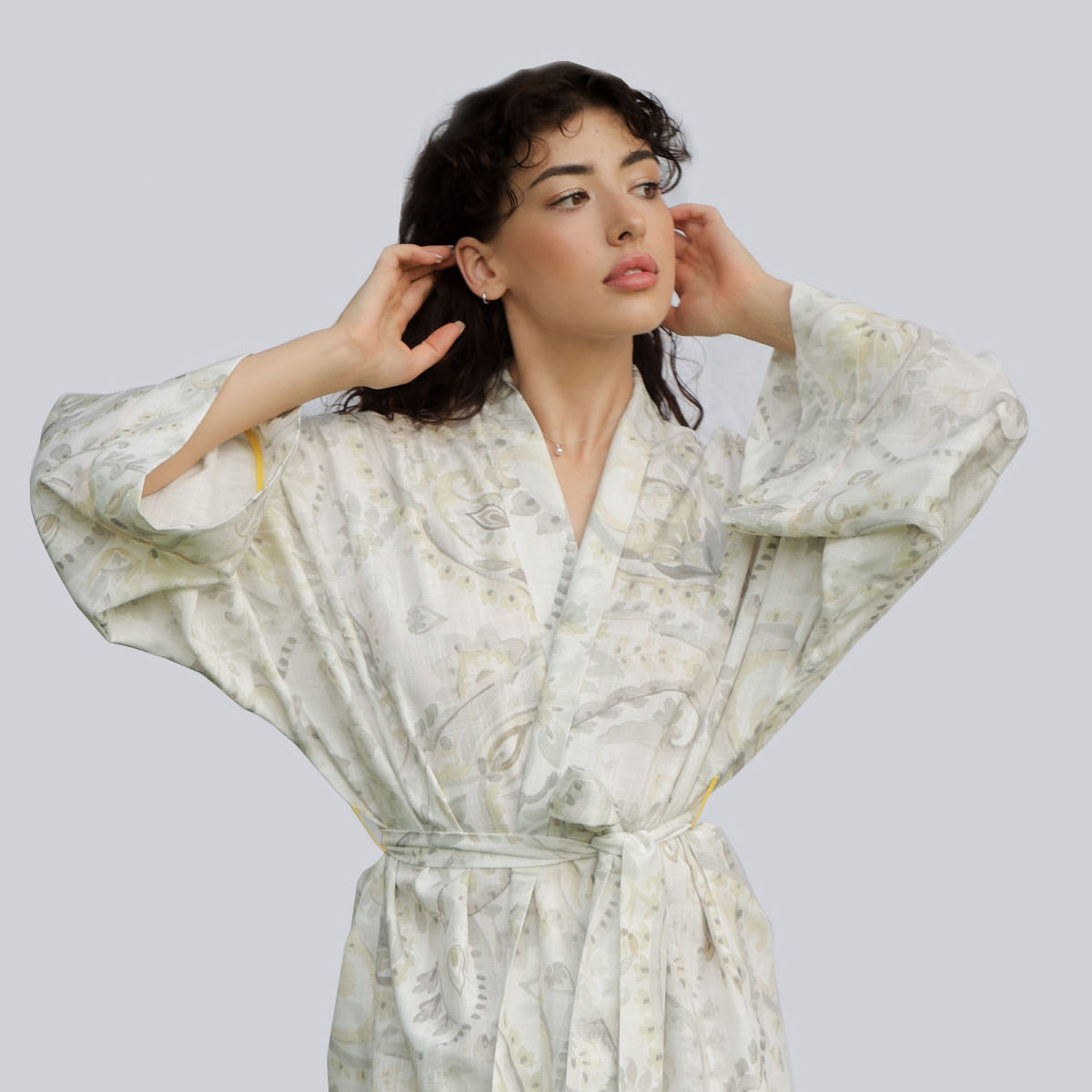 Linen bath robe